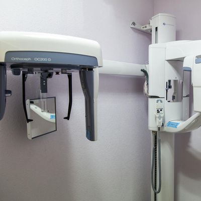 Sala de radiografías gabinete clinica Dental Madrid 23 implantes dentales collado villalba